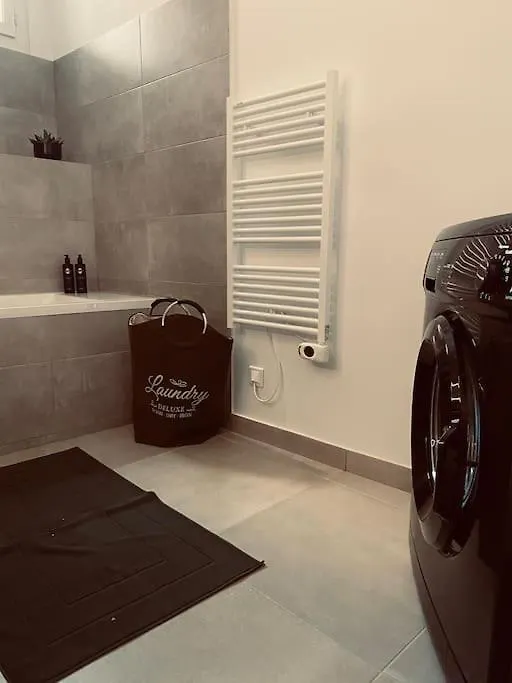 Au Coeur De Marseille : Superbe Appartement ! 0*,  France