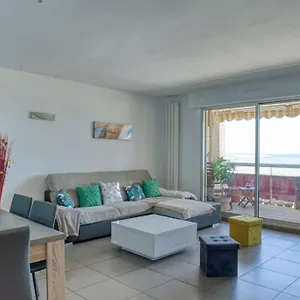 Superbe Appart/ 2ch / 4 Pers / Terrasse / Vue Appartement